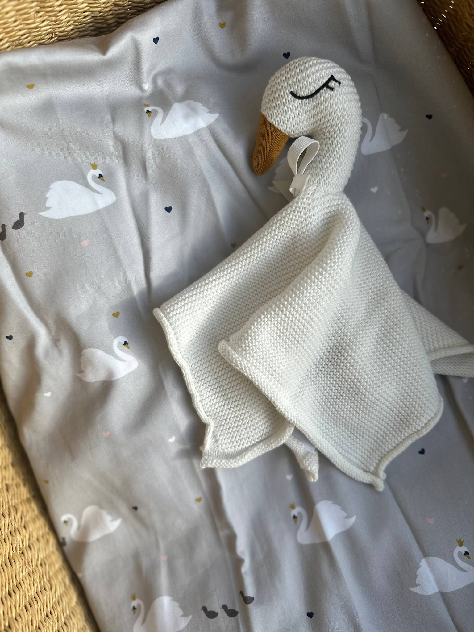 Cuddle Cloth Swan - Milk